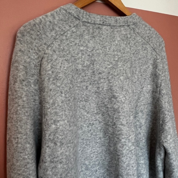J. Crew Men’s Crewneck Sweater. Charcoal Gray. Super Soft. Like new. XL. - Picture 6 of 6